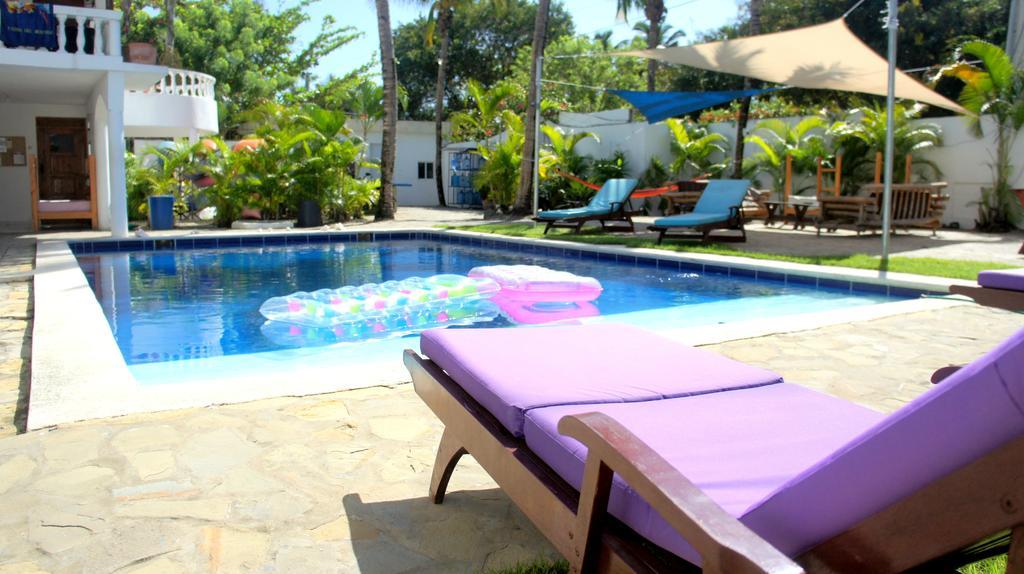Hummingbird Cabarete Aparthotel Exterior foto