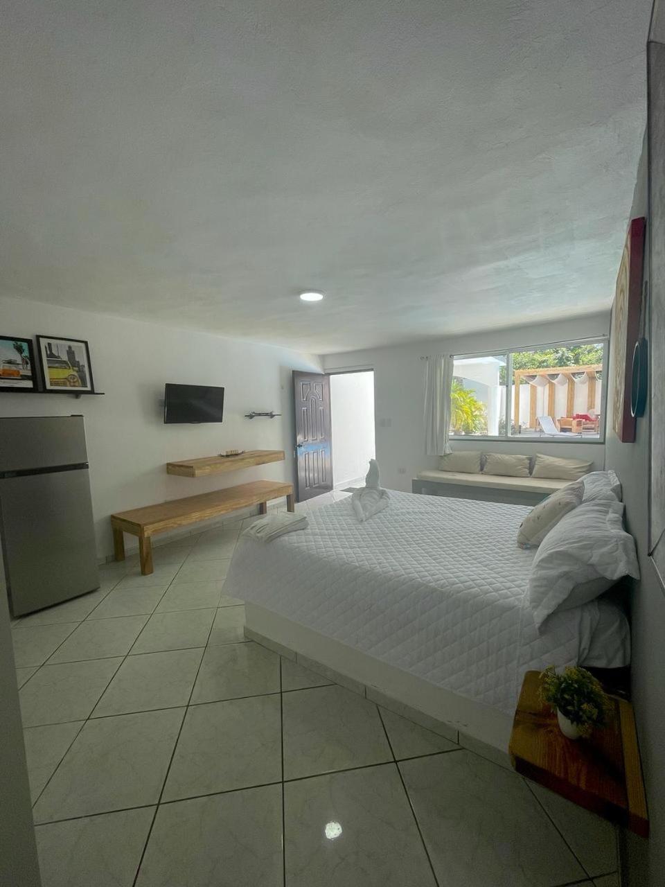 Hummingbird Cabarete Aparthotel Exterior foto