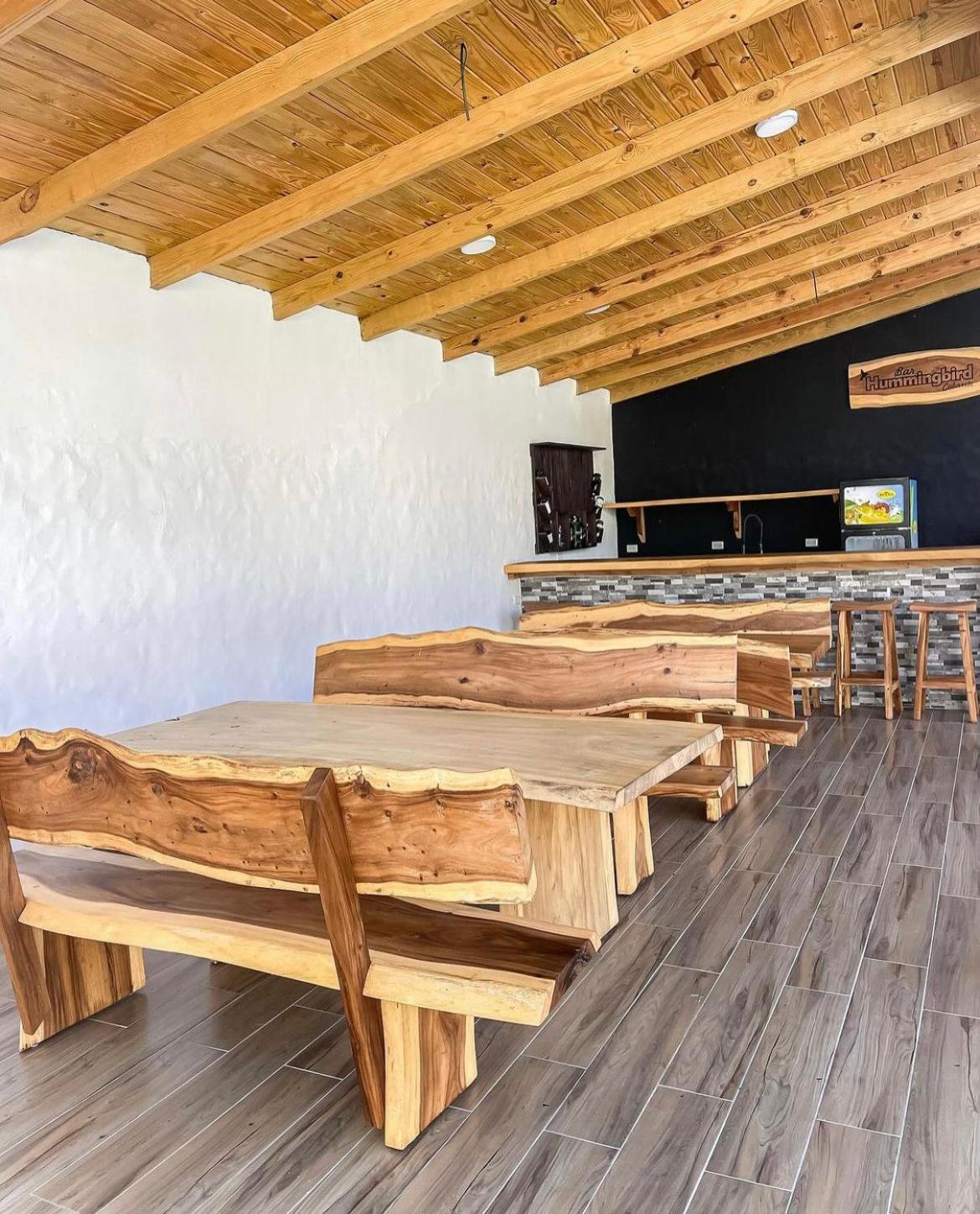 Hummingbird Cabarete Aparthotel Exterior foto
