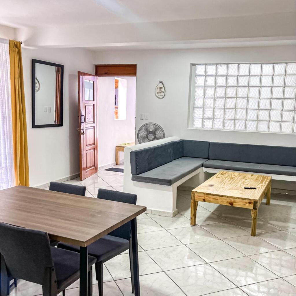 Hummingbird Cabarete Aparthotel Exterior foto